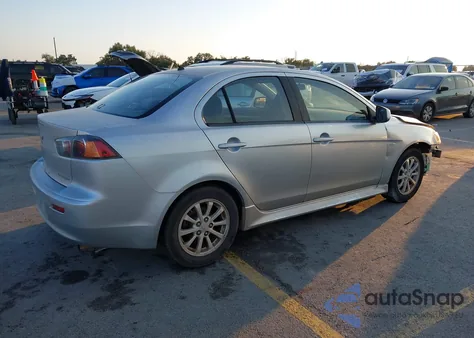 2011 Mitsubishi Lancer Es z USA, uszkodzony, nr VIN JA32U2FUXBU013450